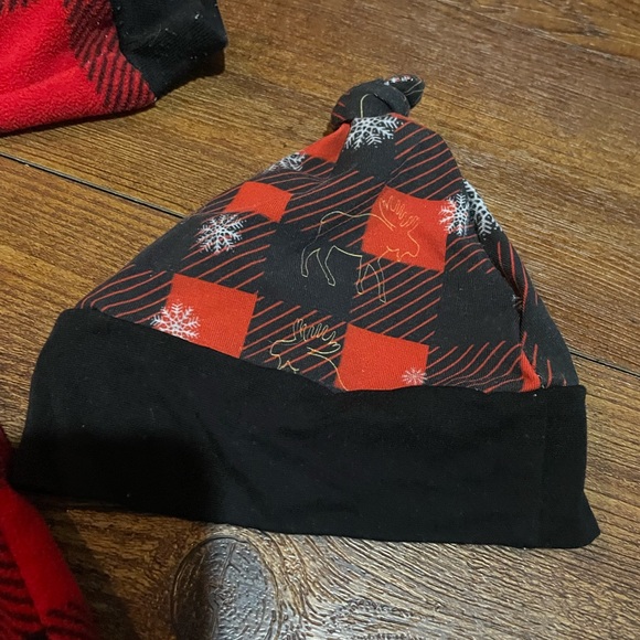 03 month Red  and Black Plaid One Piece with Bear Design - Picture 2 of 6